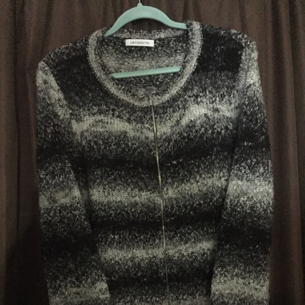 zip front grey and black long sleeved cardigan