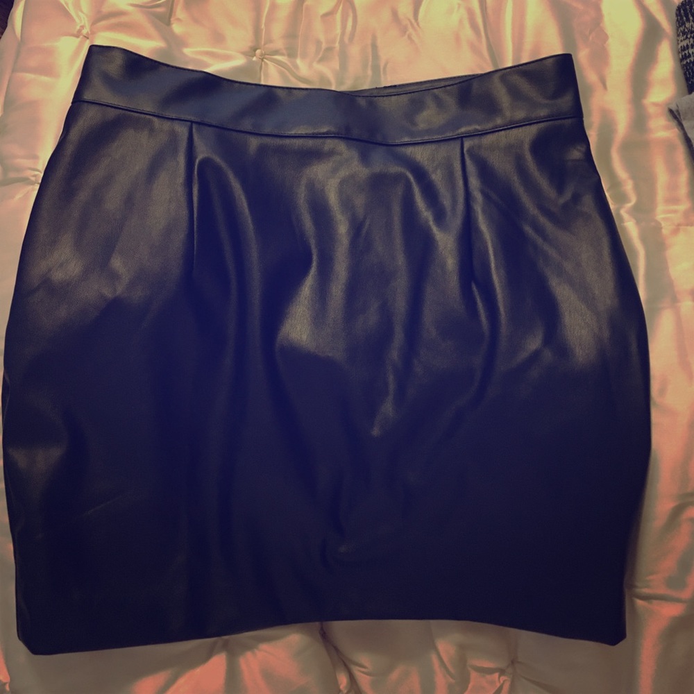 Black leather skirt