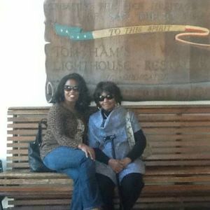 Meet your Posher, Sharon