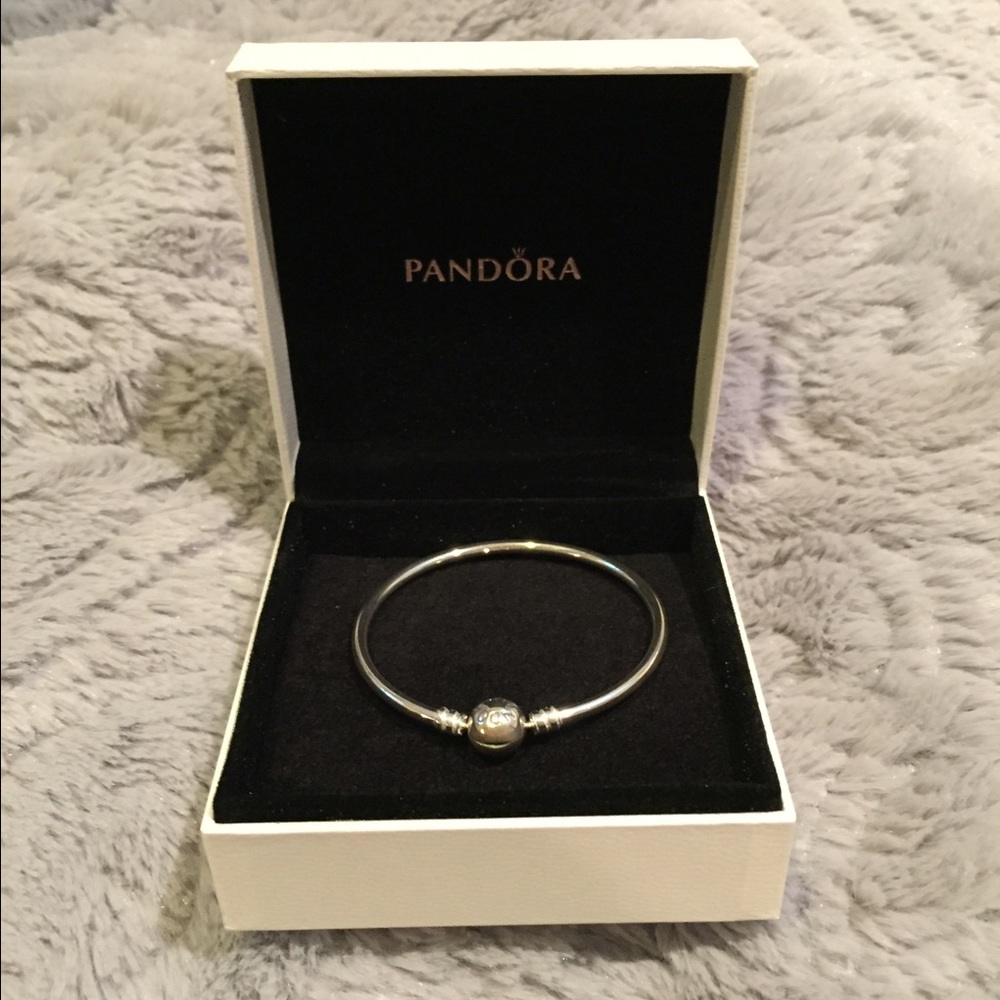 Pandora Bangle bracelet