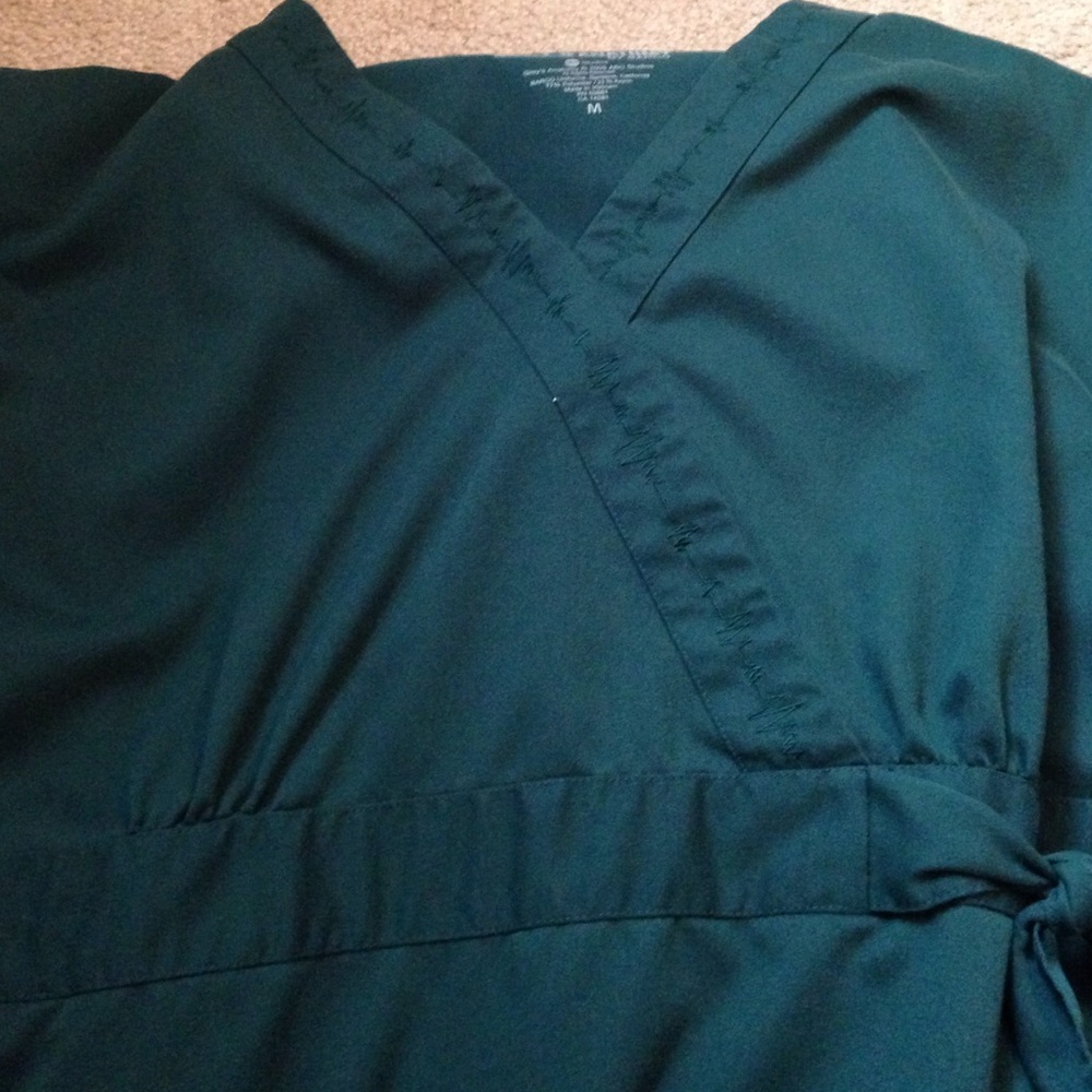 Greys Anatomy scrub top