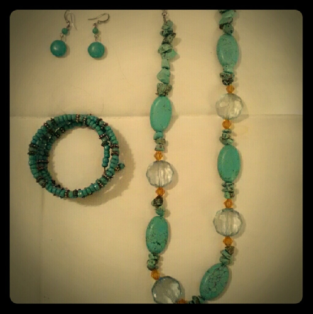 Turquoise necklace set
