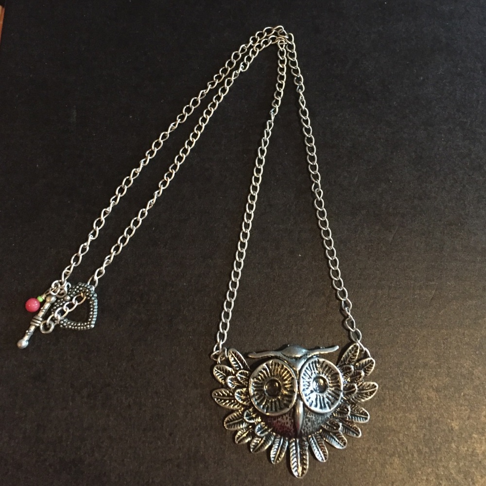 Long drop owl necklace