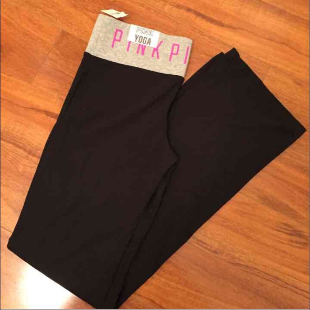 NWT VS Pink yoga pants