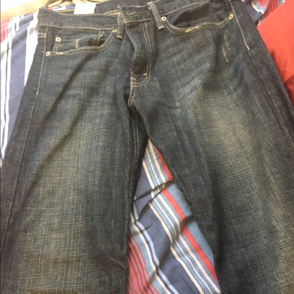 Levi's 514 offers welcome