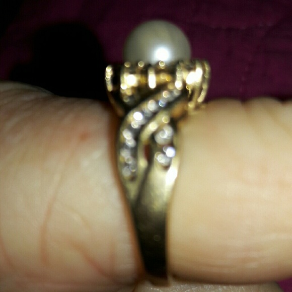 Pearl 14k solid gold diamond sz 7 ring EUC gift - Picture 3 of 8