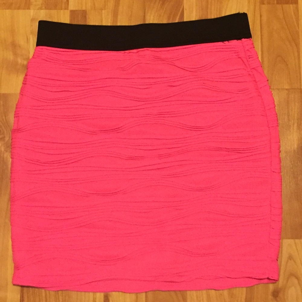 Pink mini pencil skirt