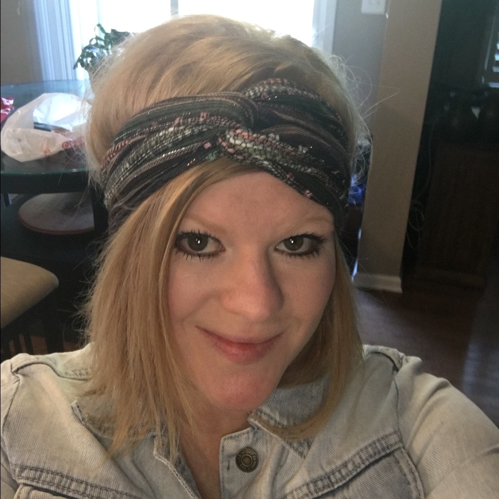 Meet your Posher, Amy