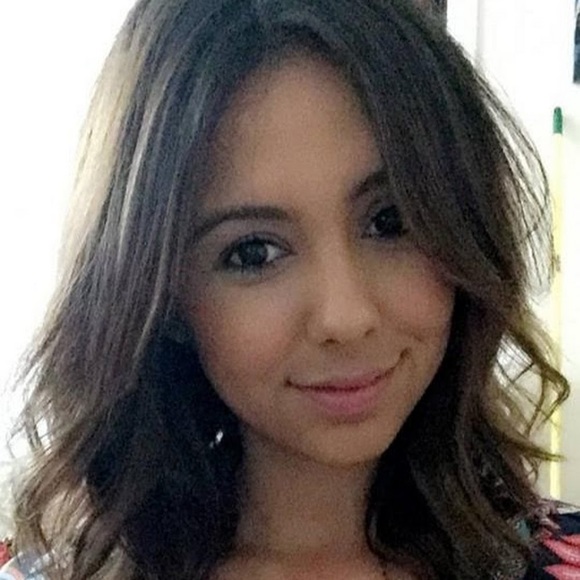 Meet your Posher, Alicia - Picture 1 of 1