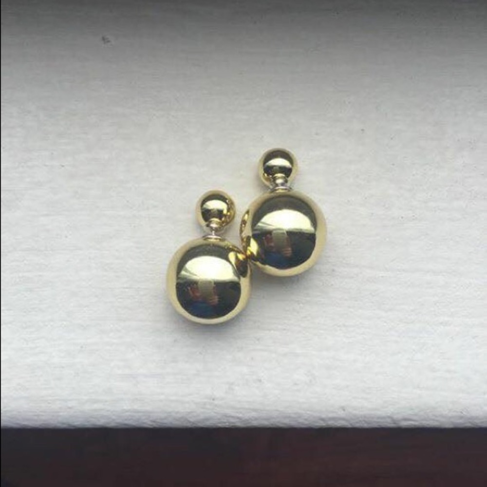 Double ball Dior-like earrings | Gold color.