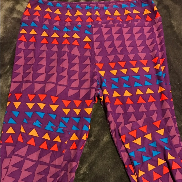 BNWT LULAROE TC PURPLE LEGGINGS w/Colored Design - Picture 4 of 4