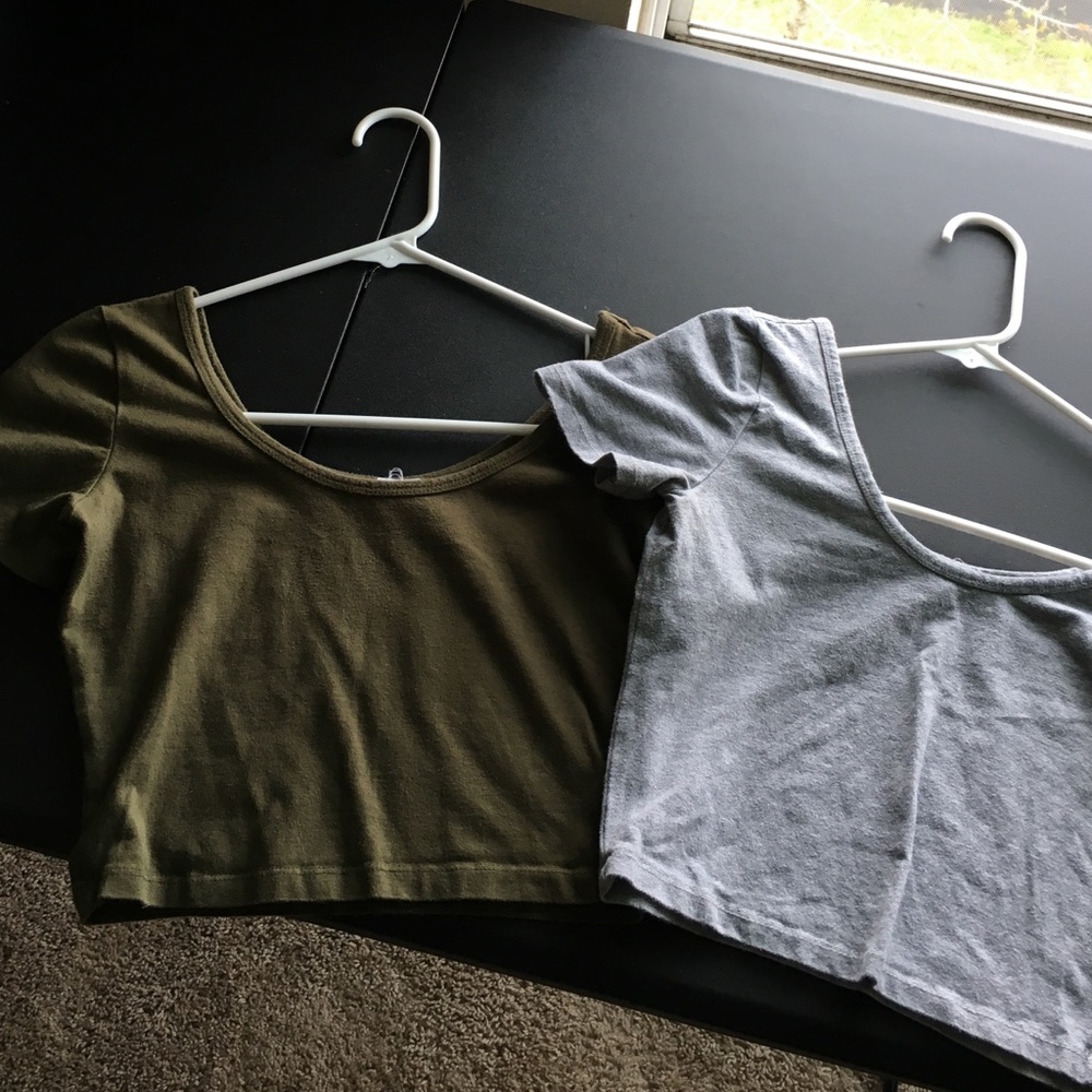 Army green/ Gray crop tops!