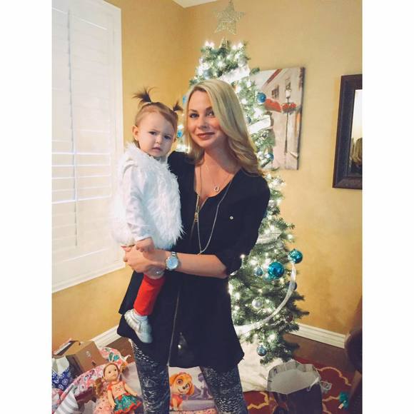 Meet your Posher, Heidi - Picture 2 of 2