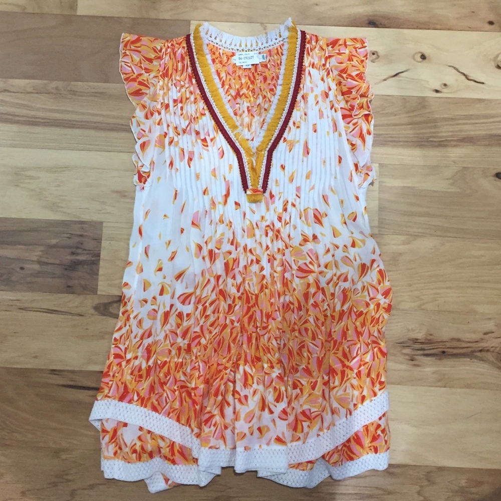 Bright Print Top with Trim