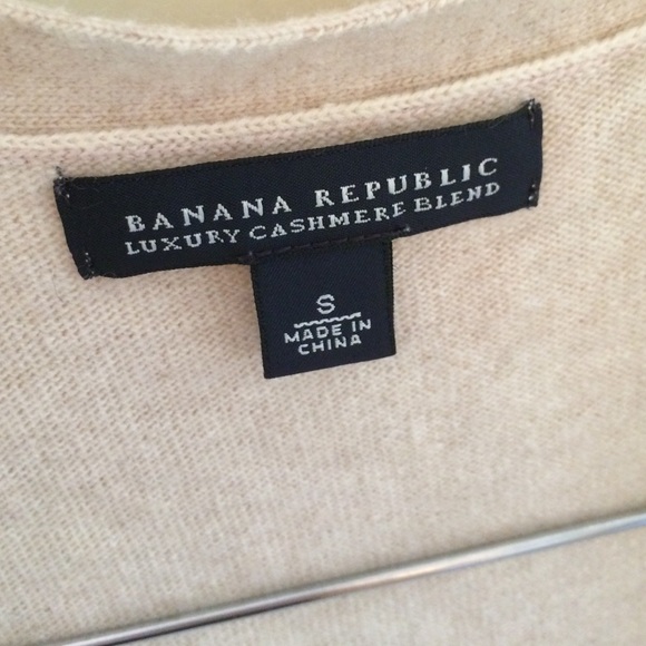 Banana Republic Cashmere Blend Tan Soft Vest - Picture 3 of 3