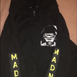 The Weeknd beauty behind the madness sweater