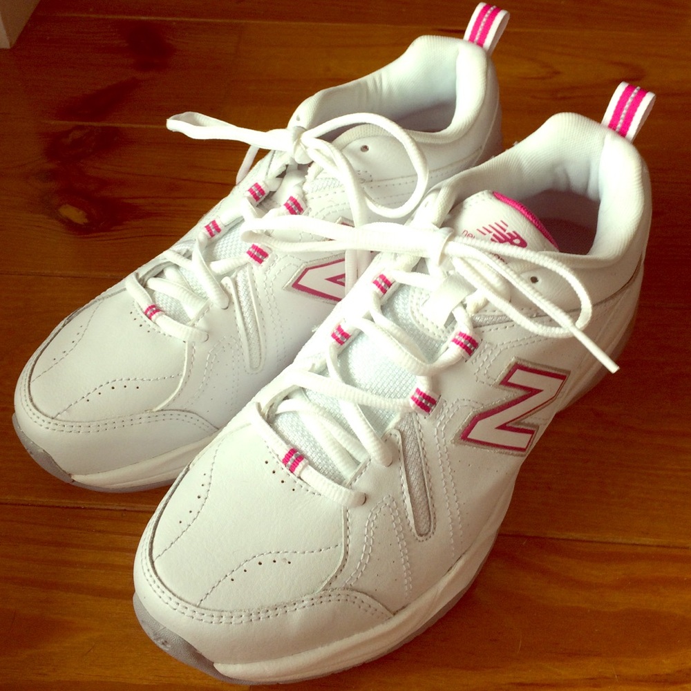 New Balance 608v4 athletic shoes NWOT! Sz 8 Nice!!