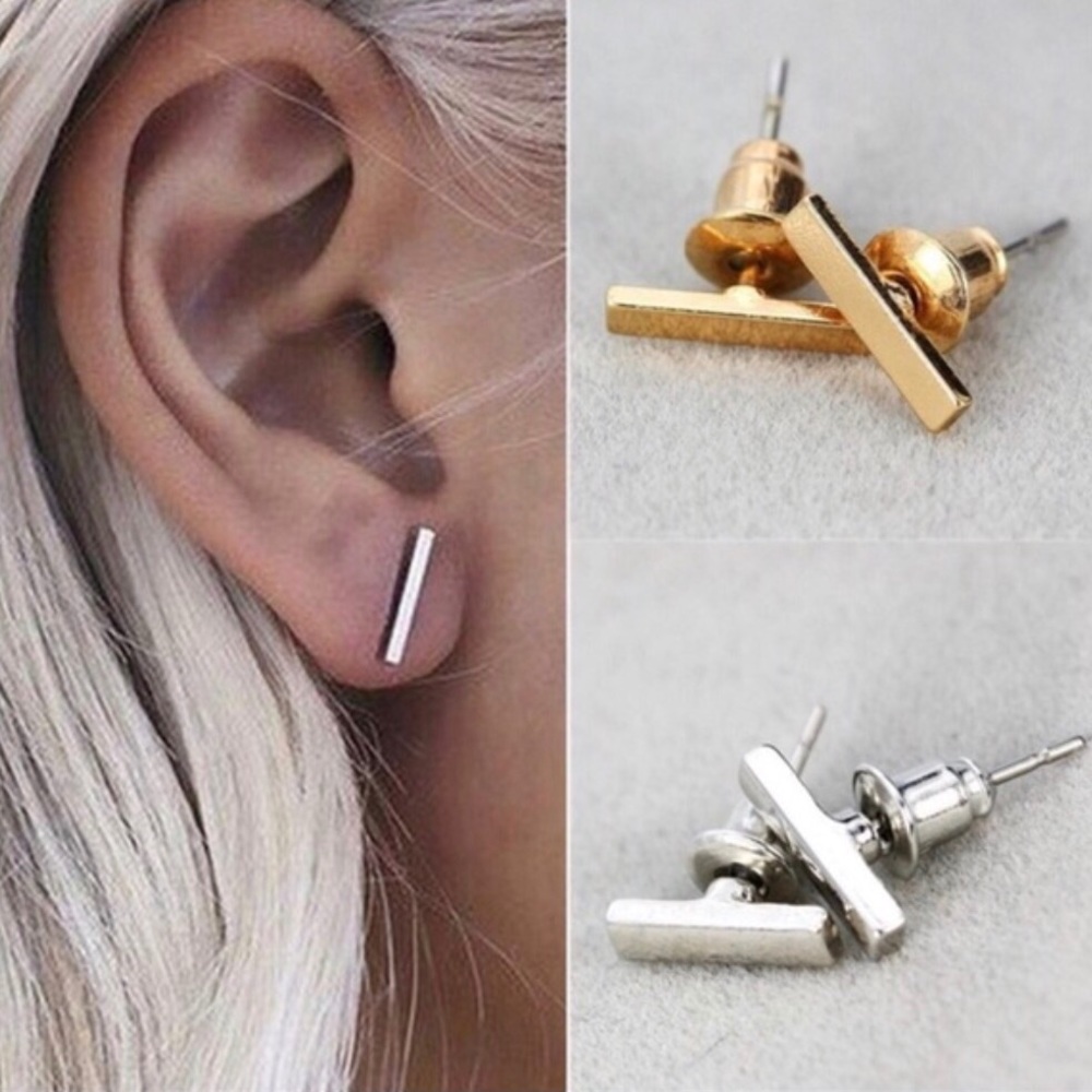☀️RESTOCK☀️ Chic Silver or Gold Minimal Studs Gift