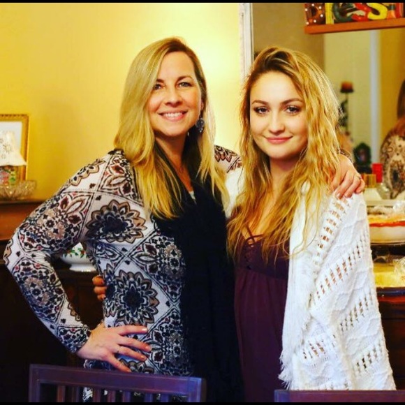 Meet your Posher, Hayley - Picture 5 of 13