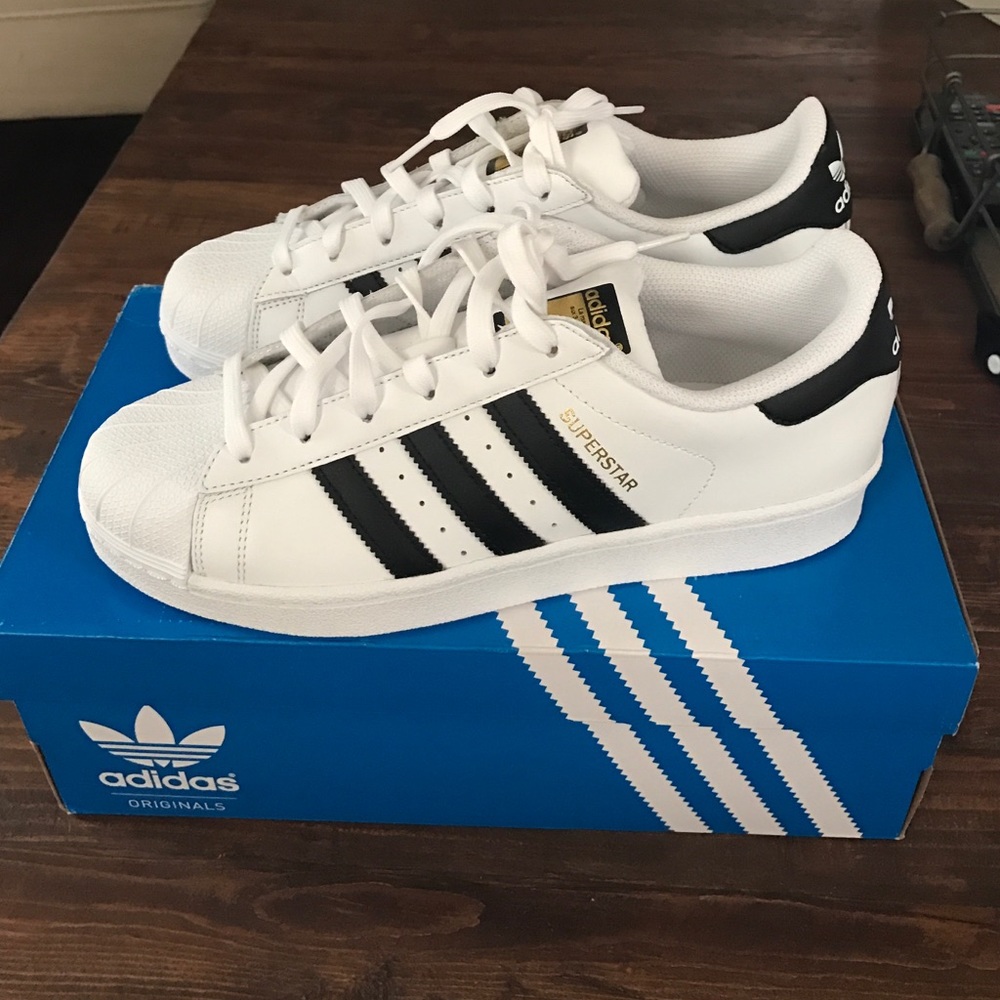 Adidas Originals Brand New !!!!!