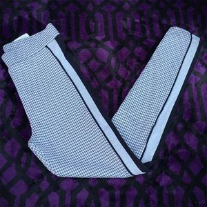 leggings by connection18