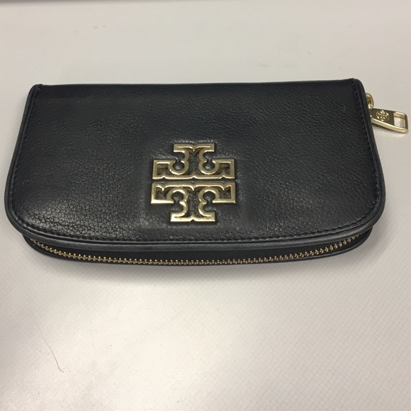 Tory Burch Handbags - Tory Burch Black Leather Zip Around Wallet