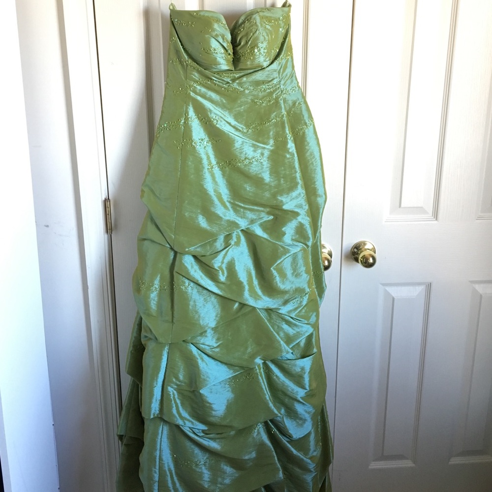 Emerald Prom Dress