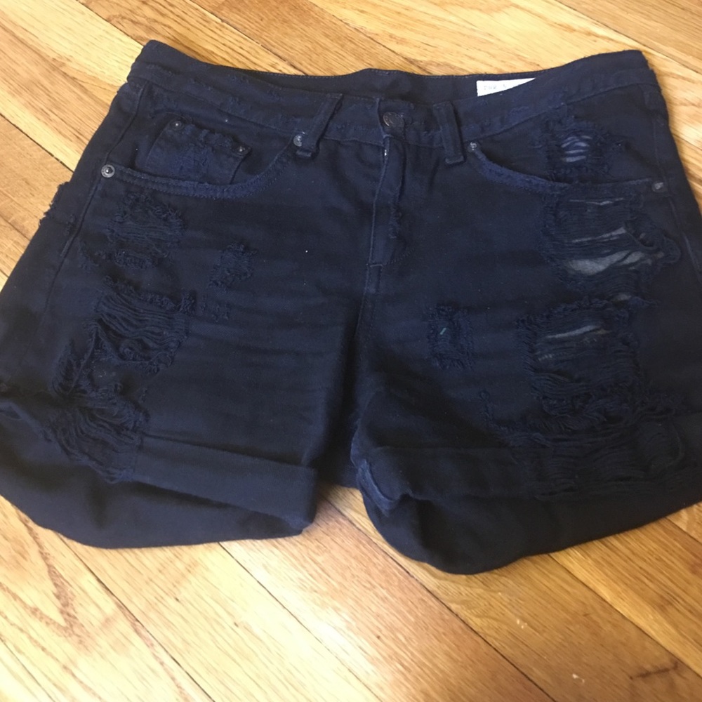 Shredded rag&bone black Jean shorts