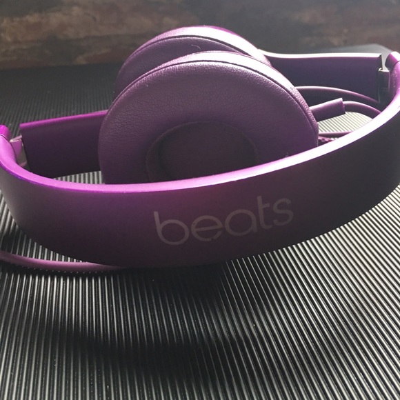 BEATS - Picture 2 of 3