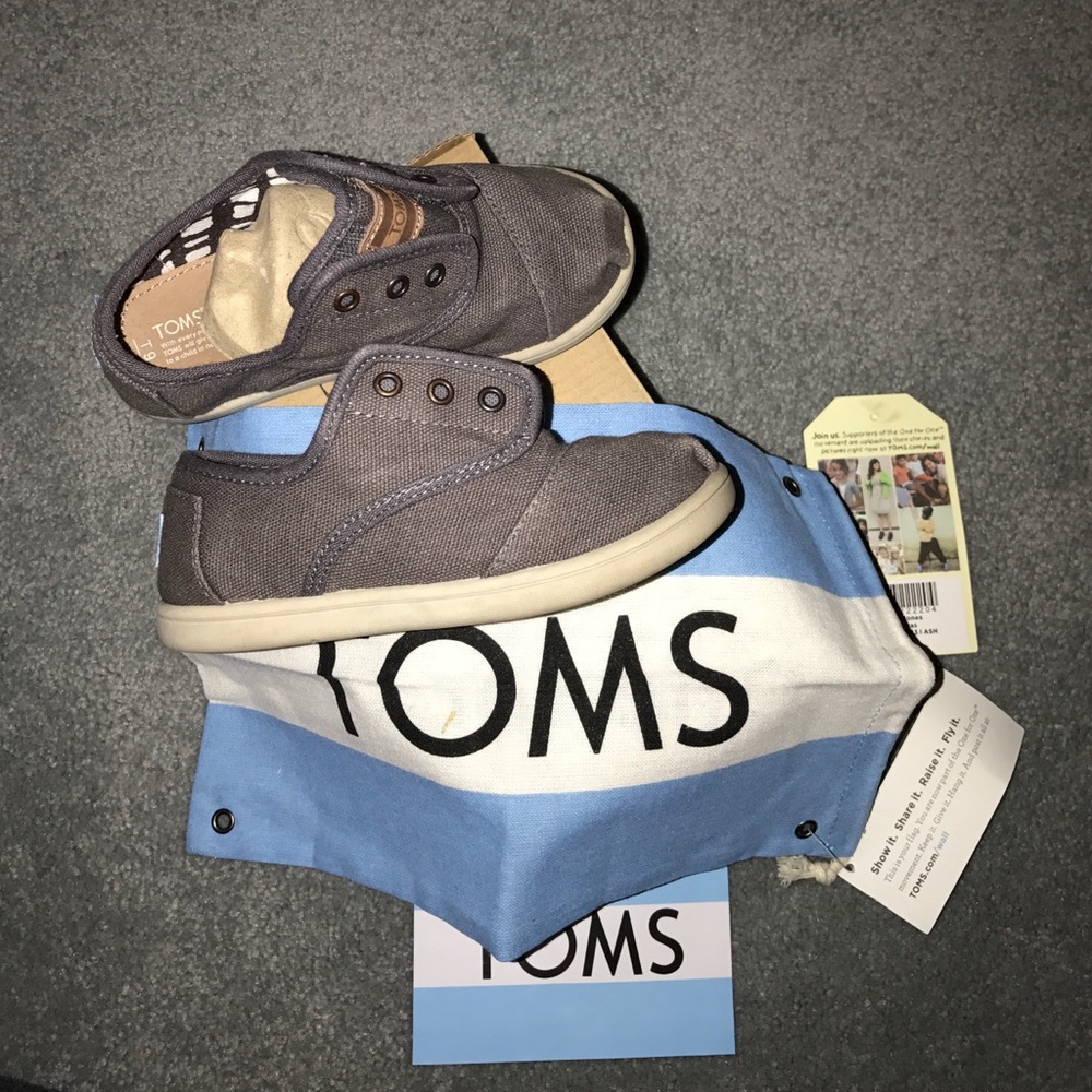 TOMS Tiny Cordones