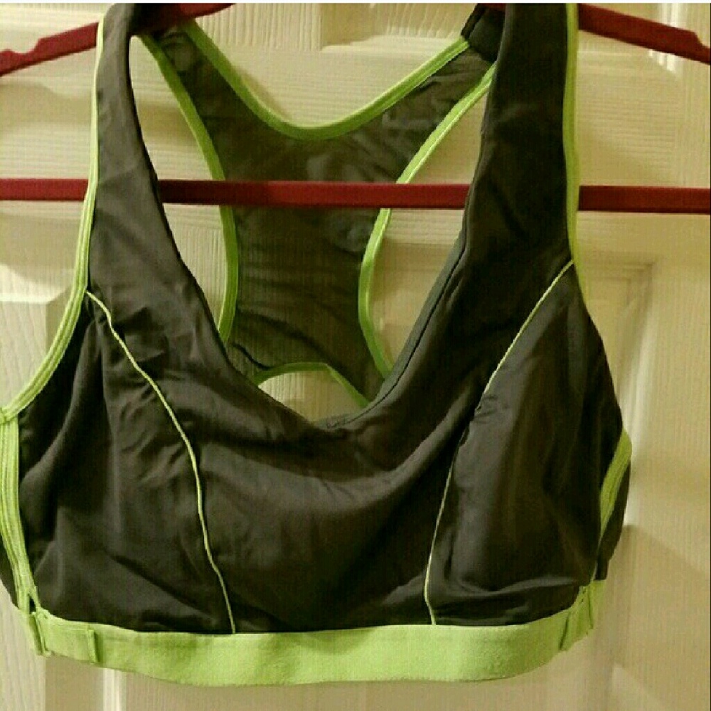 Manika sports bra