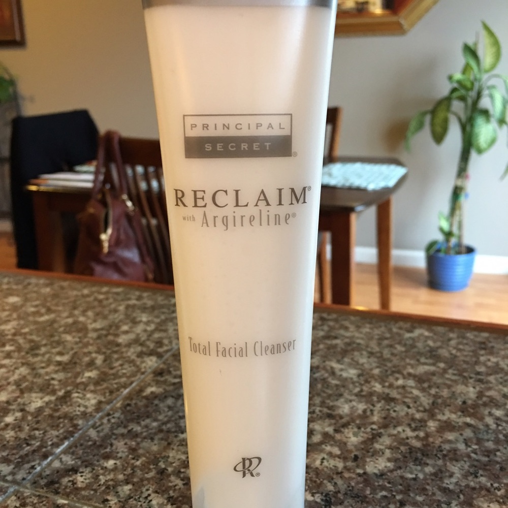 🎀Principal Secrets Total Facial Cleaner🎀