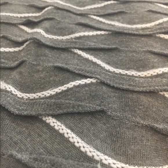 Max Studio grey fitted dress - Picture 3 of 3