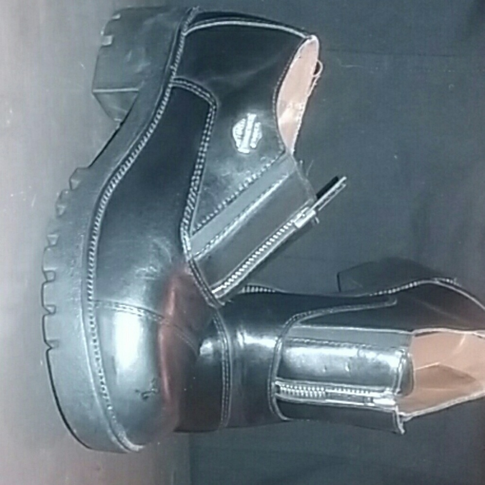 Hatley Davidson Shoes