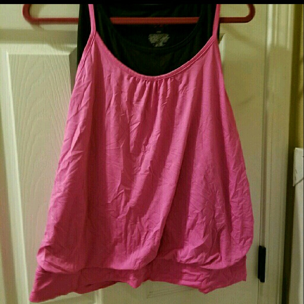 Layne Bryant work out top