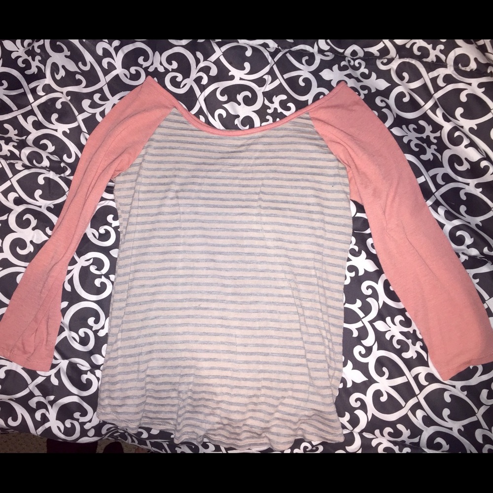 Cute 3 quarter sleeve shirt! :)