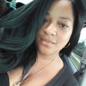 Meet your Posher, Lizzette