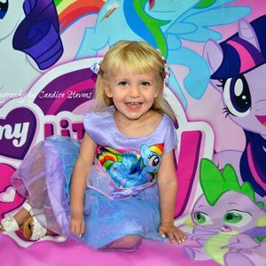 Meet your Posher, Candice