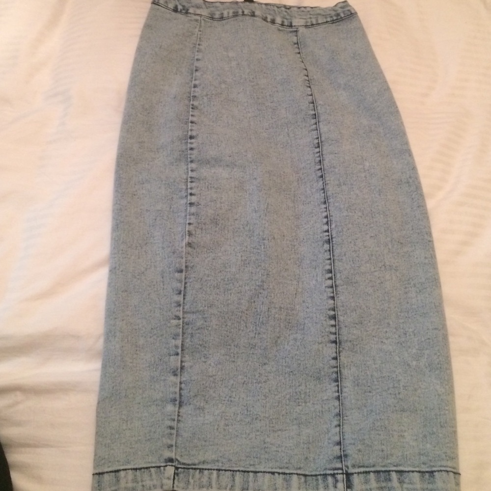 Light denim grayish color