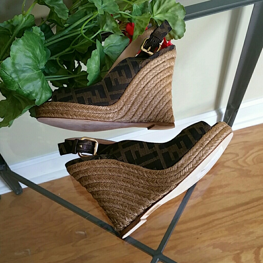 Authentic Fendi wedges - Picture 2 of 5