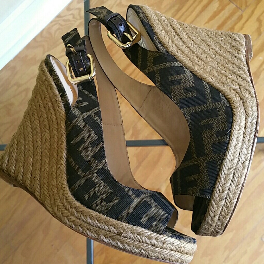 Authentic Fendi wedges - Picture 3 of 5