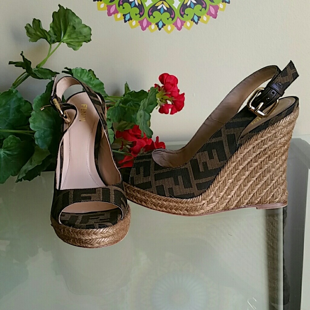 Authentic Fendi wedges - Picture 4 of 5
