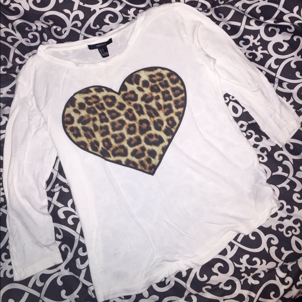 Leopard print heart three-quarter sleeve shirt!:)