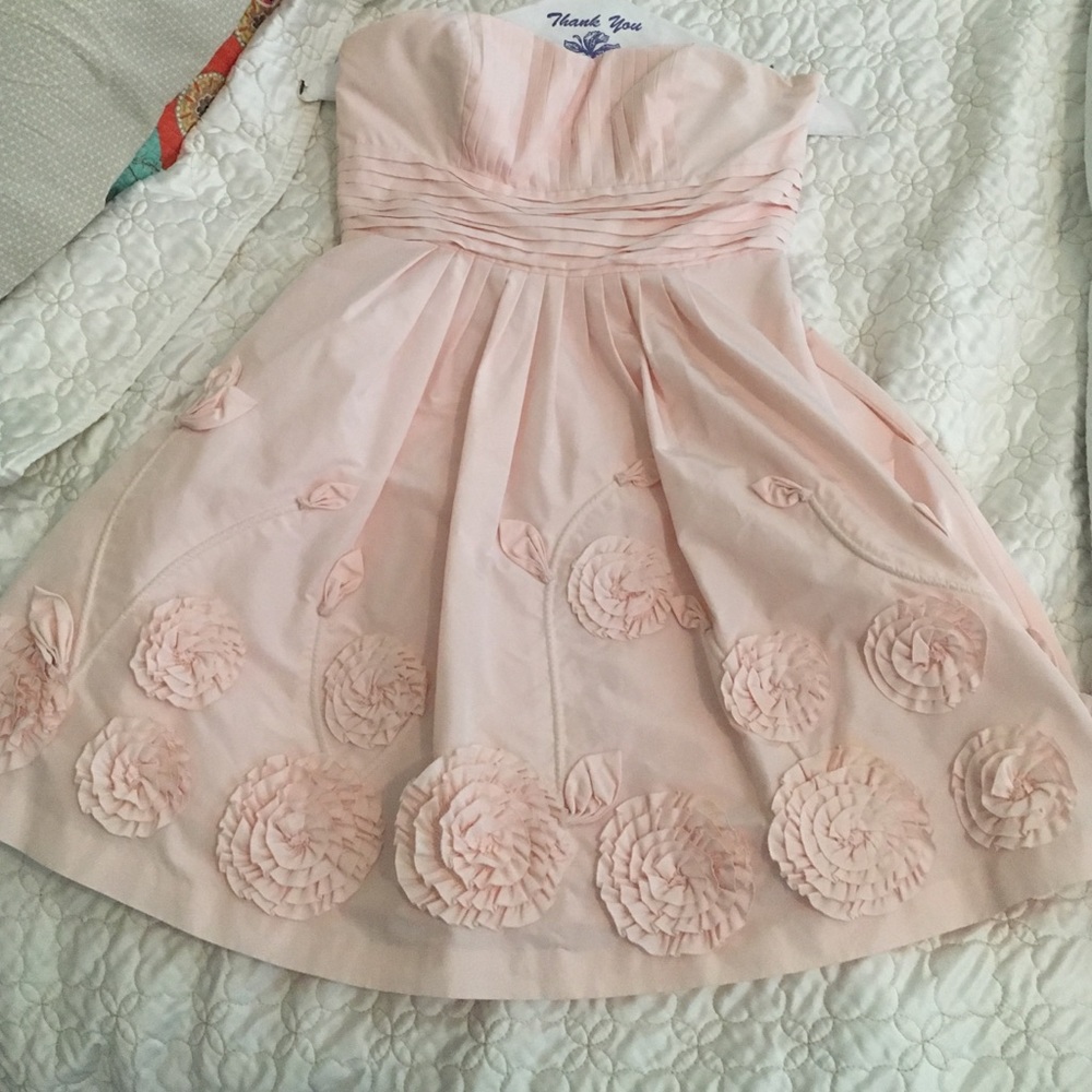 🌸👗BCBG MAXAZRIA STRAPLESS DRESS - LIKE NEW!