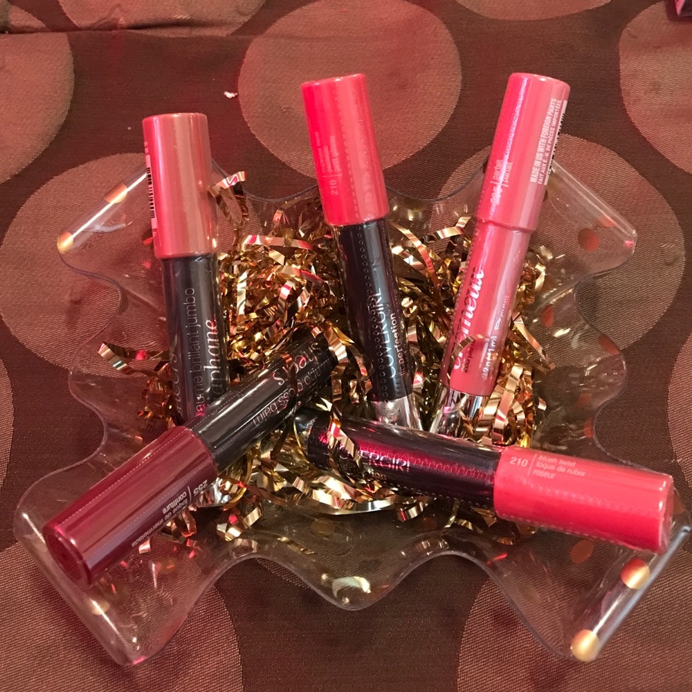 Cover girl lipstick lot