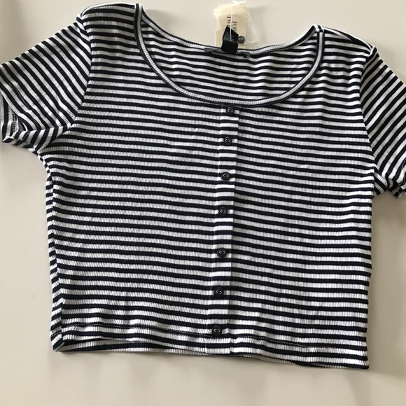 Crop Top Bundle - Picture 2 of 4