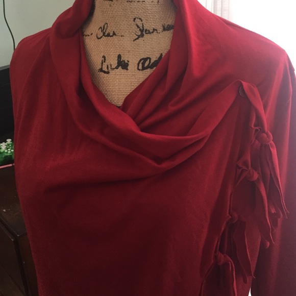 Drape Top - Picture 2 of 4