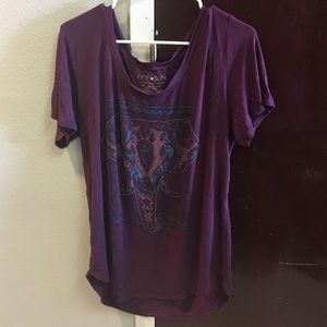 Marroon elephant super soft tee!