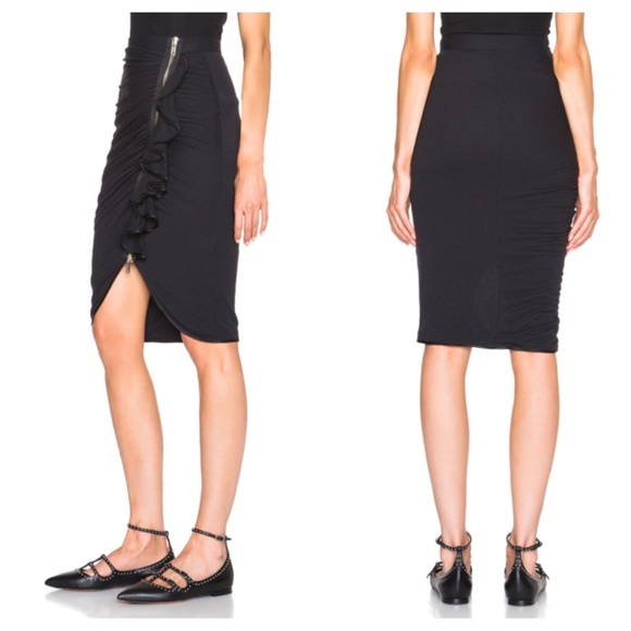 ✖️SOLD✖️ NWOT Givenchy Viscose Jersey Ruffle Skirt - Picture 2 of 3