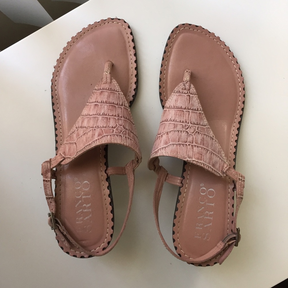 Pretty blush kitten heel sandal